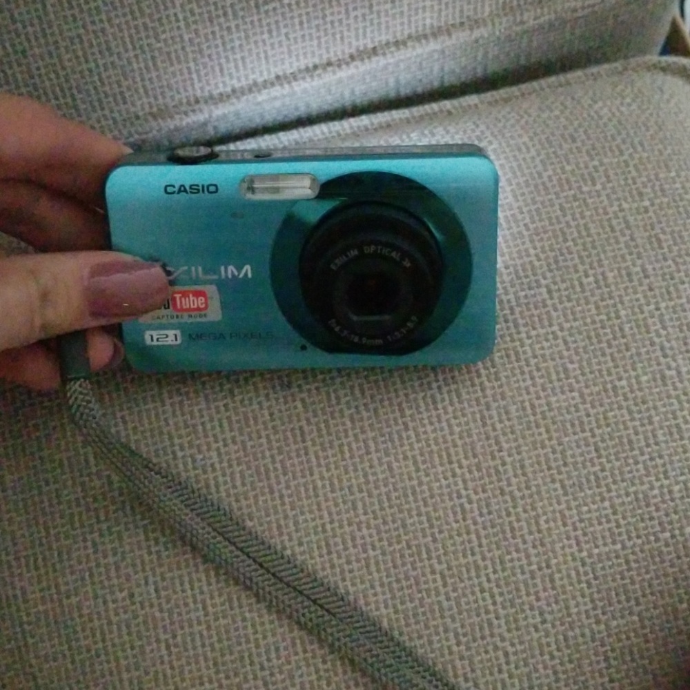 Camera - Picture 4 of 4